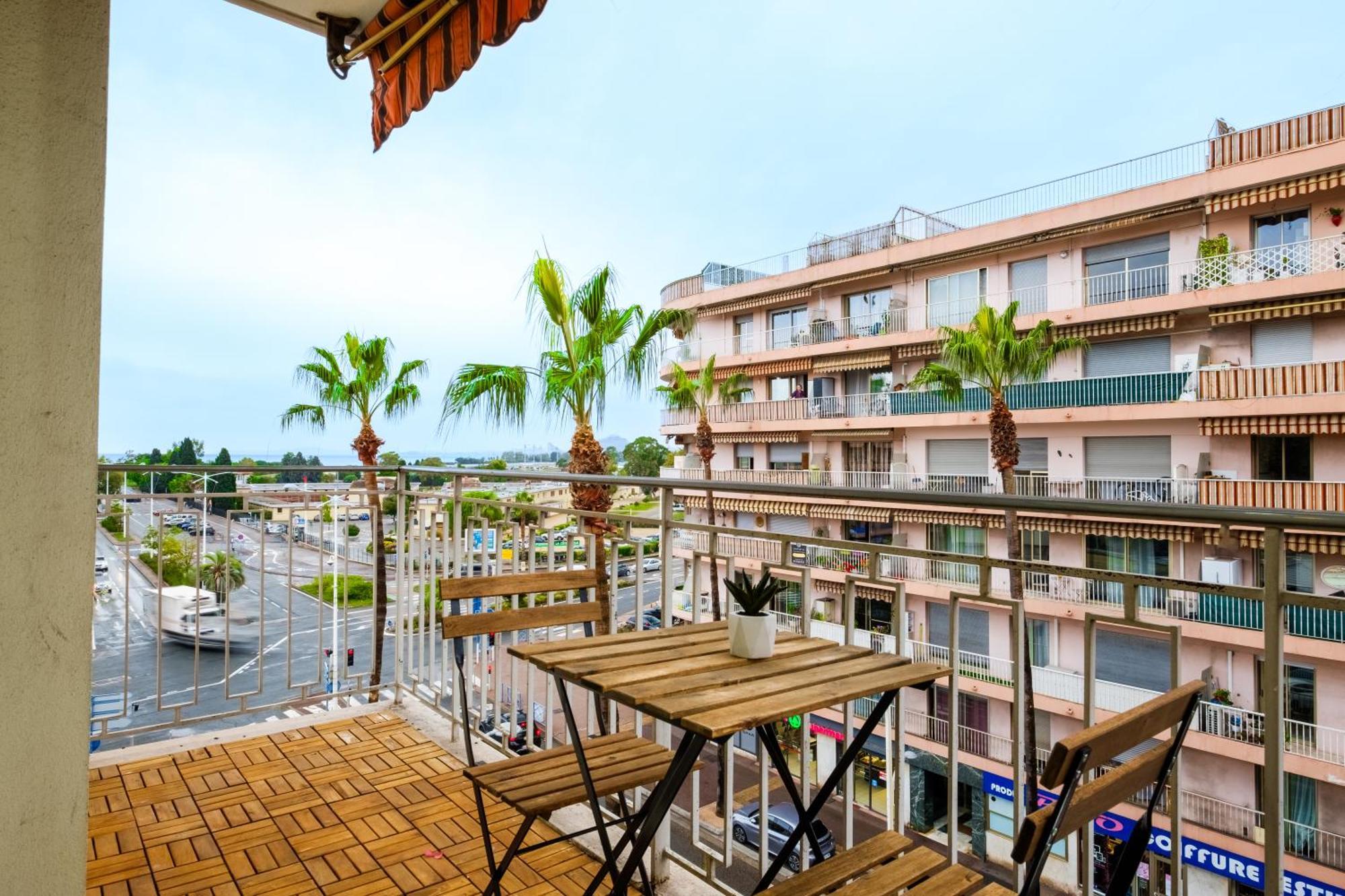 Appartement à 5 minutes à pied de la plage Cagnes-sur-Mer Extérieur photo